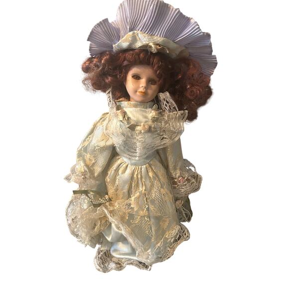 Vintage Cathay Collection 15" Porcelain Doll Curls Certificate of Authenticity - Picture 1 of 6